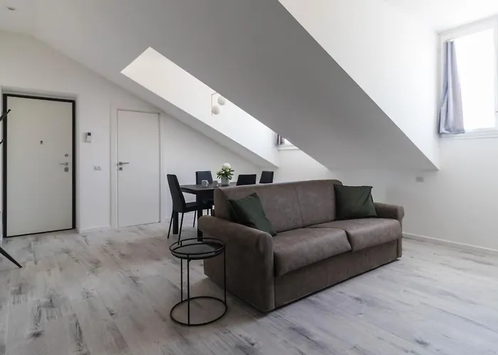 Apartament Italianway Easy - Commenda 35 *
