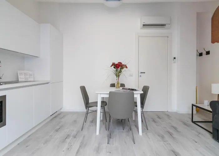 Italianway Easy - Commenda 35 Apartament Mediolan