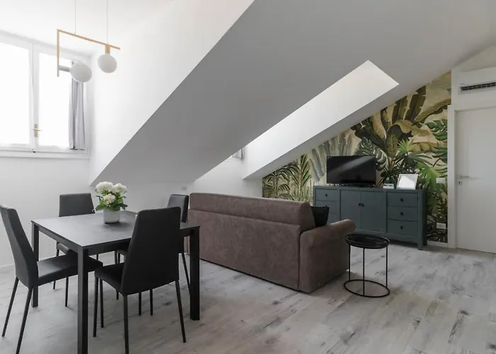 Italianway Easy - Commenda 35 Apartament *