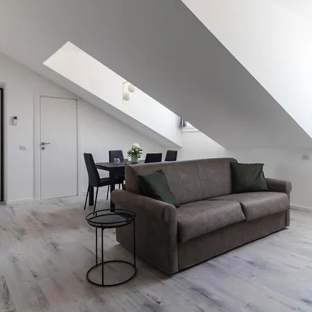 Apartamento Italianway - Commenda 35 *